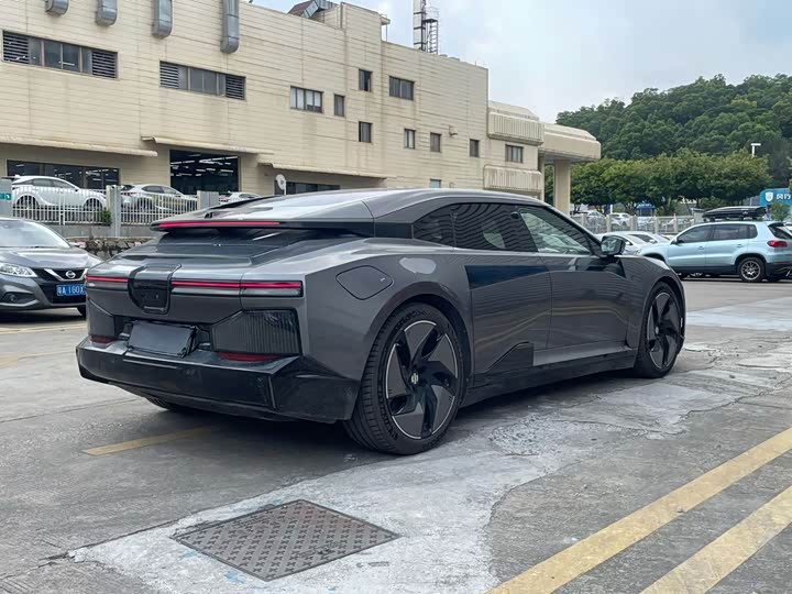 Фото 9 - HiPhi Z