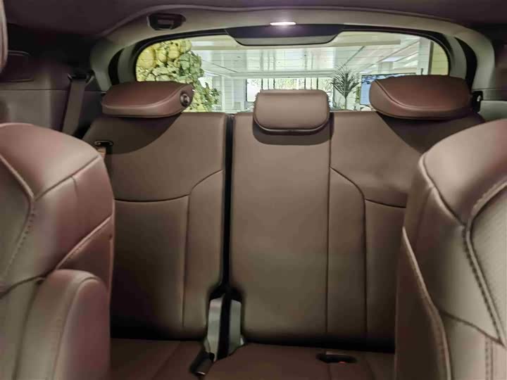 Фото 13 - Toyota Sienna