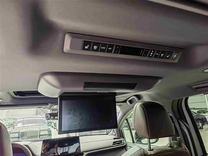 Фото 18 - Toyota Sienna