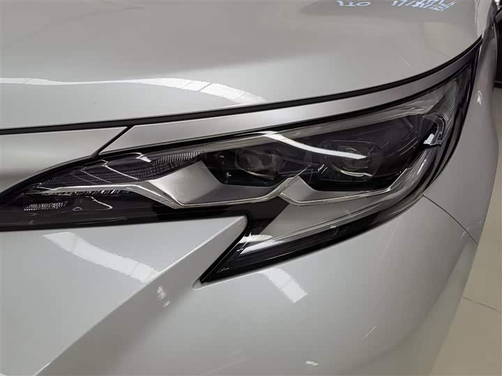 Фото 5 - Toyota Sienna