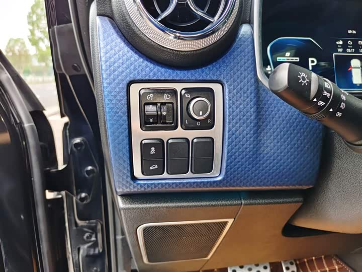 Фото 8 - BAIC Beijing BJ40