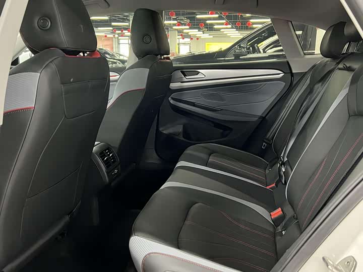 Фото 6 - Volkswagen Lamando L