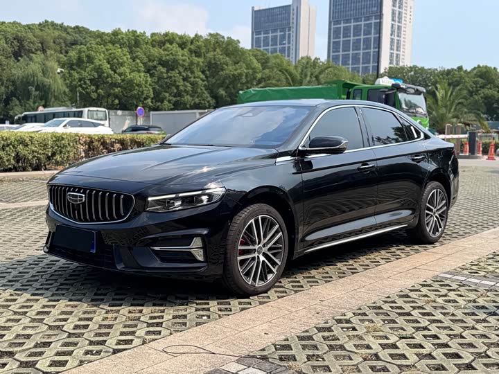 Фото 1 - Geely Preface