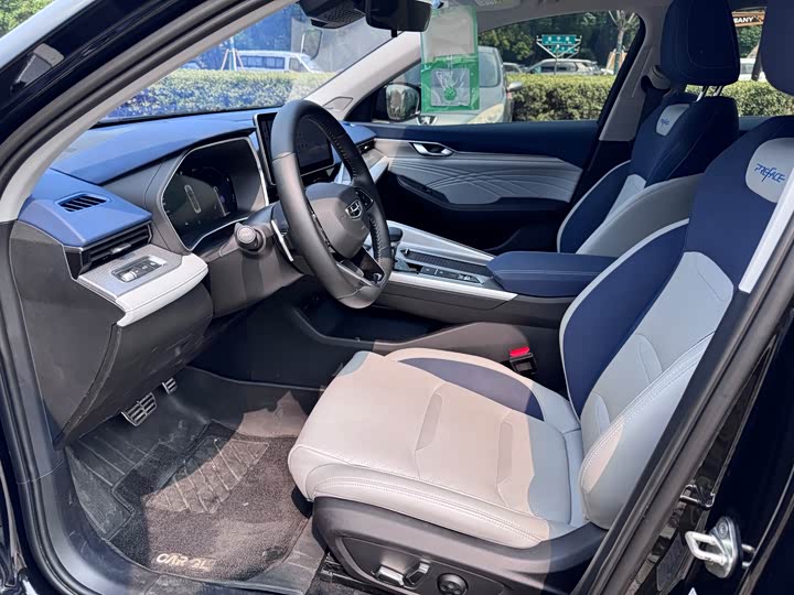 Фото 7 - Geely Preface