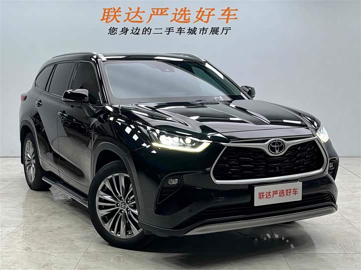 Фото 25 - Toyota Highlander