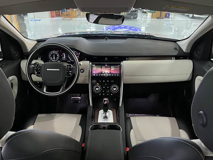 Фото 13 - Land Rover Discovery Sport