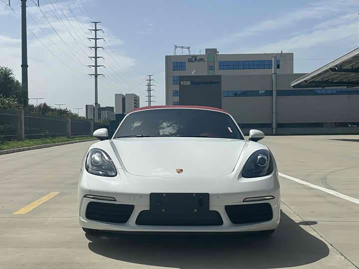 Фото 2 - Porsche 718