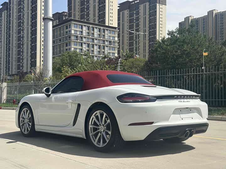Фото 7 - Porsche 718