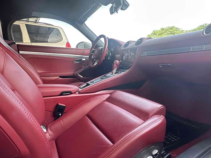 Фото 9 - Porsche 718