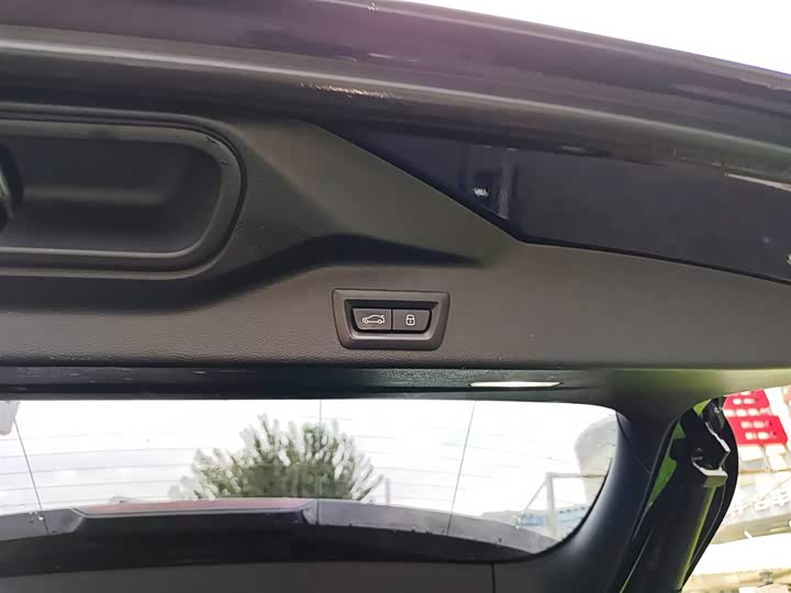 Фото 22 - BMW X5