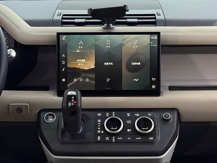 Фото 23 - Land Rover Defender