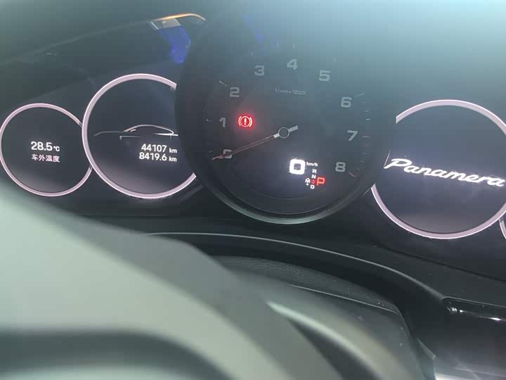 Фото 4 - Porsche Panamera