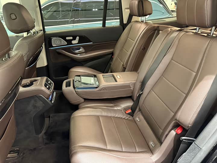 Фото 11 - Mercedes-Benz GLS-Class