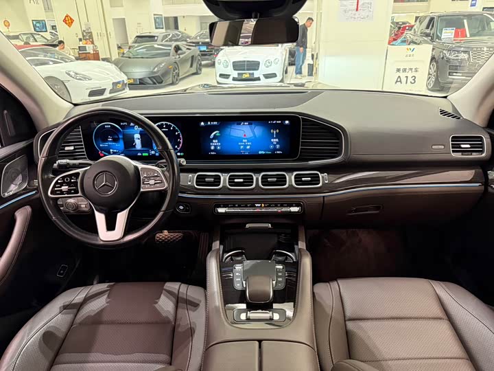 Фото 13 - Mercedes-Benz GLS-Class