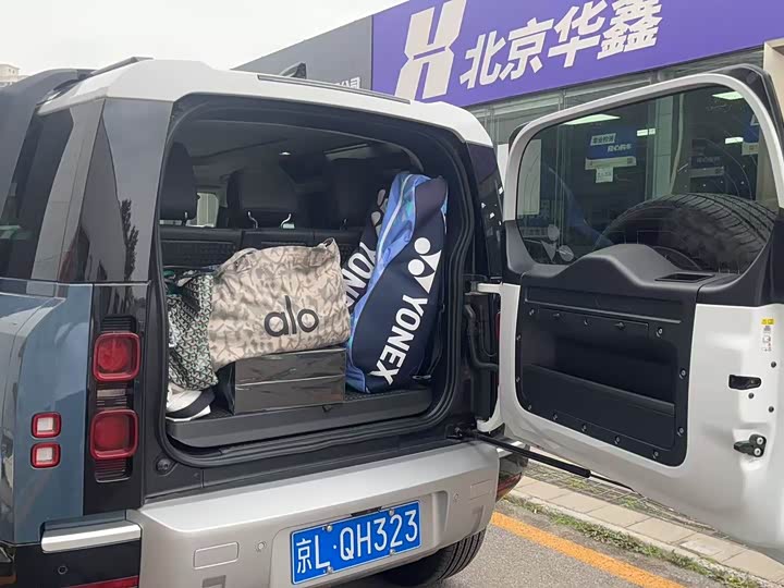 Фото 5 - Land Rover Defender