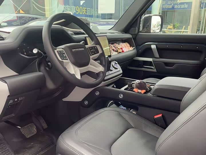 Фото 6 - Land Rover Defender