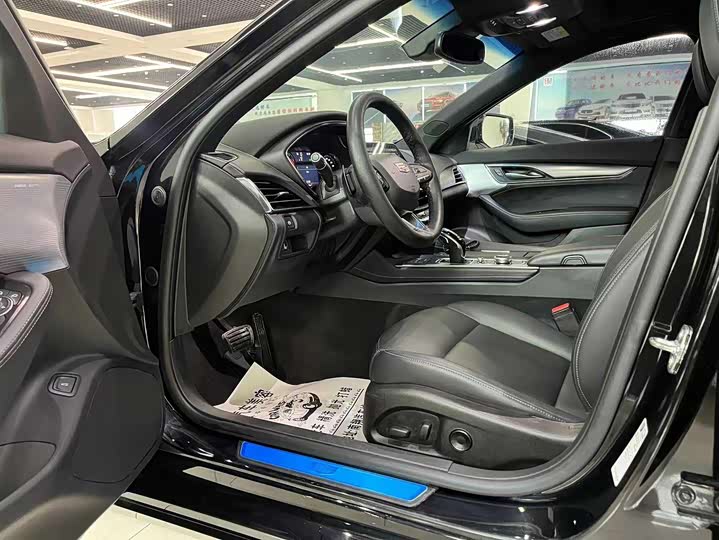 Фото 7 - Cadillac CT5