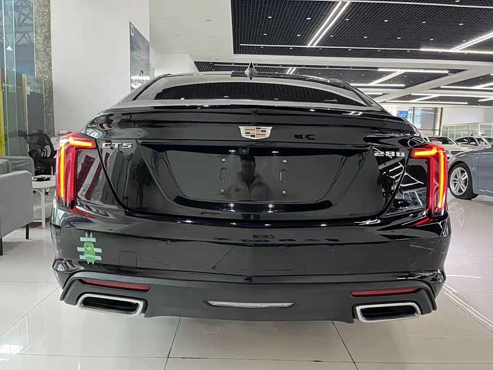 Фото 9 - Cadillac CT5