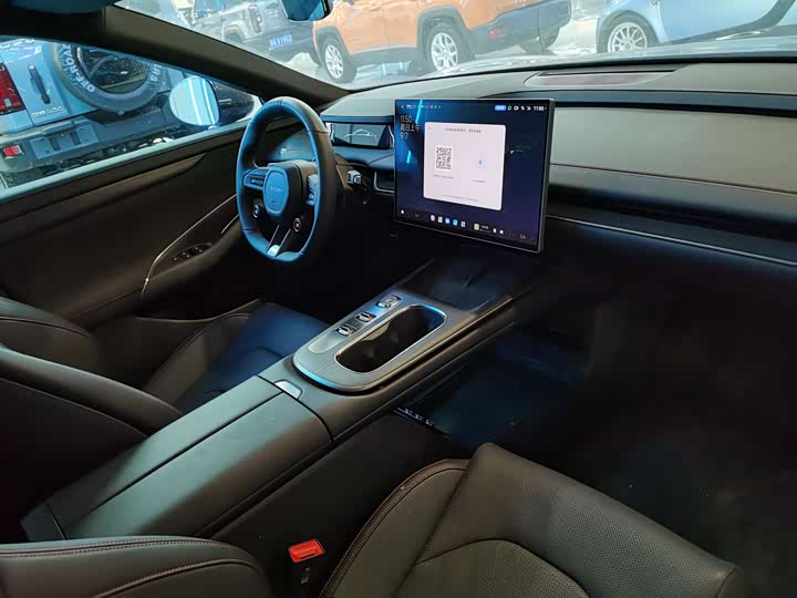 Фото 5 - Xiaomi SU7