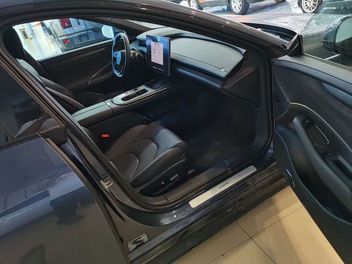 Фото 6 - Xiaomi SU7