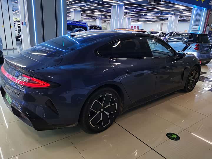 Фото 8 - Xiaomi SU7