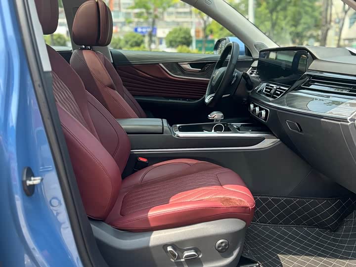 Фото 10 - Hongqi HS5