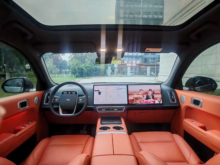 Фото 18 - LiXiang L7