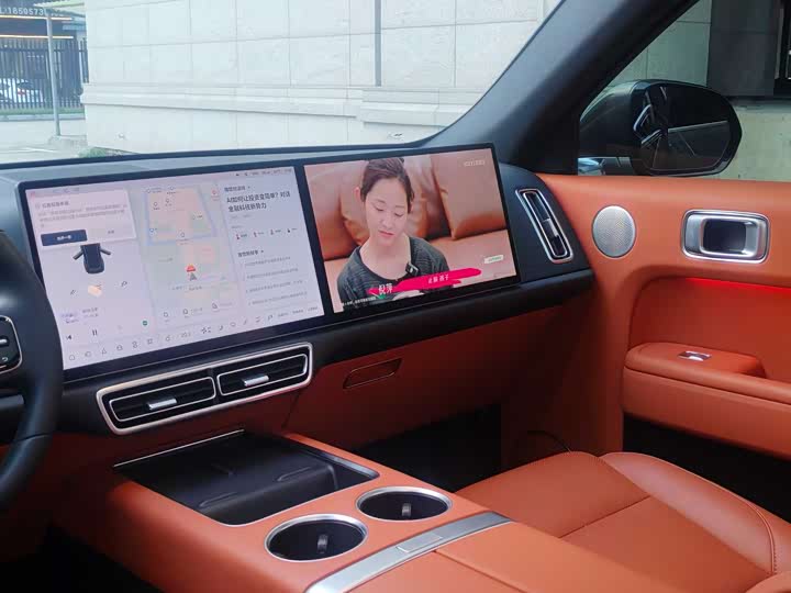 Фото 19 - LiXiang L7