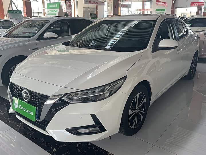 Фото 2 - Nissan Sylphy