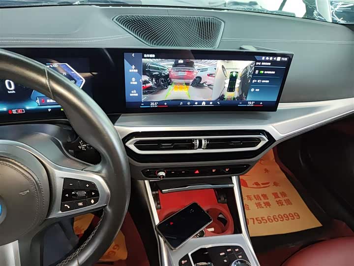 Фото 13 - BMW i4