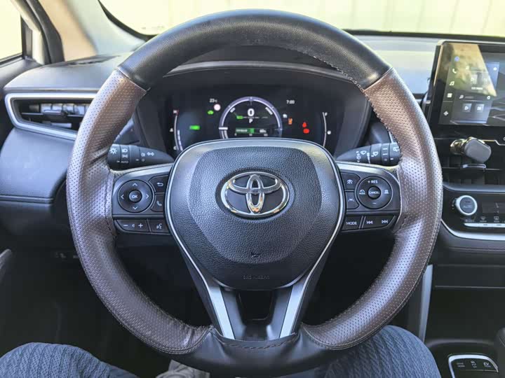 Фото 10 - Toyota Frontlander