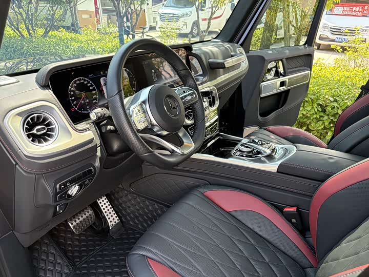 Фото 11 - Mercedes-Benz G-Class