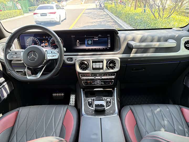 Фото 14 - Mercedes-Benz G-Class