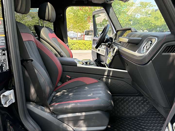 Фото 4 - Mercedes-Benz G-Class