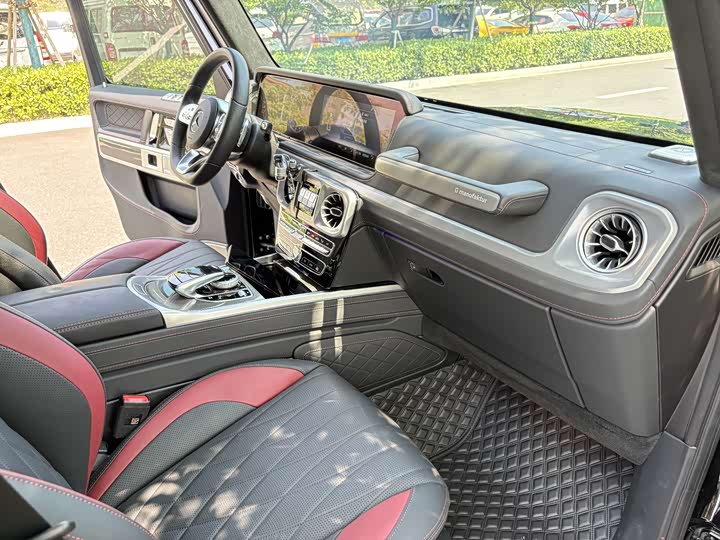 Фото 5 - Mercedes-Benz G-Class