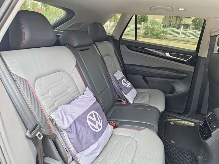 Фото 11 - Volkswagen Teramont X