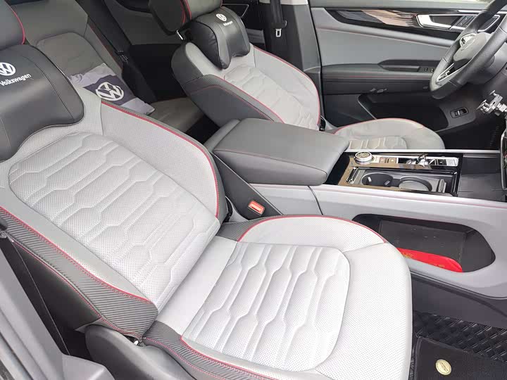 Фото 18 - Volkswagen Teramont X