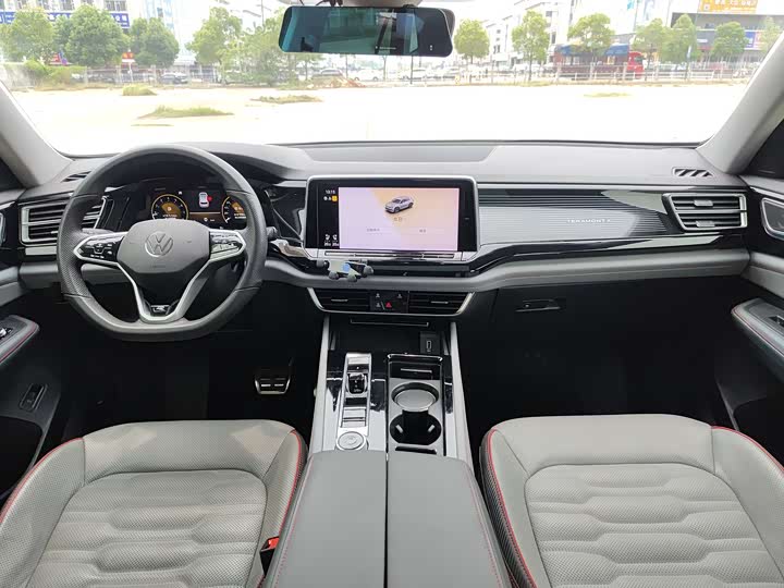 Фото 24 - Volkswagen Teramont X