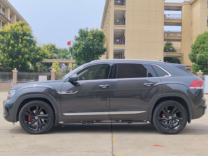 Фото 7 - Volkswagen Teramont X