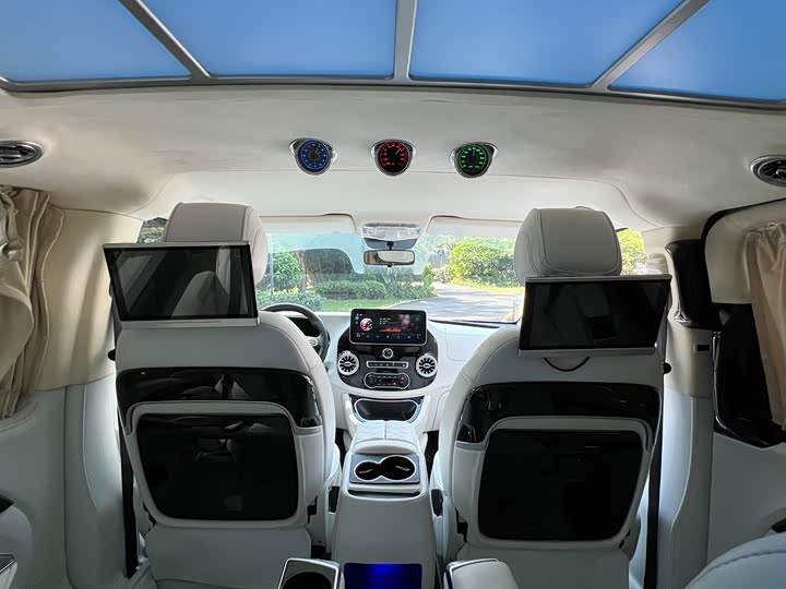 Фото 14 - Mercedes-Benz Vito