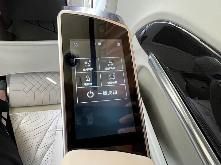 Фото 16 - Mercedes-Benz Vito