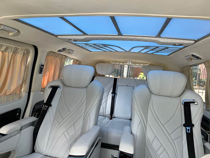 Фото 25 - Mercedes-Benz Vito