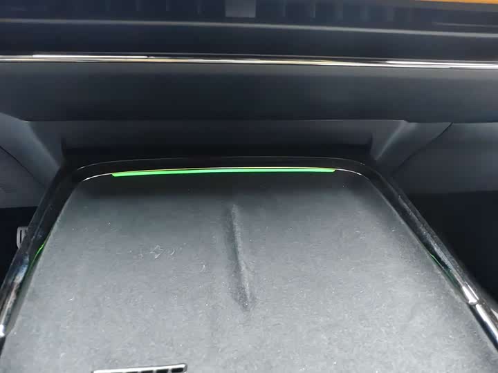 Фото 13 - Changan Deepal SL03