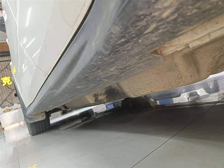 Фото 22 - Honda Vezel