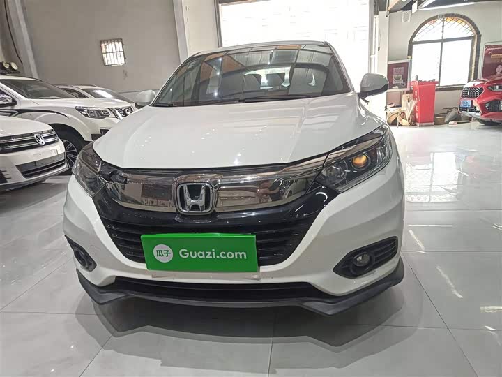 Фото 3 - Honda Vezel