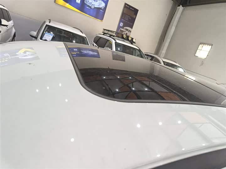 Фото 31 - Honda Vezel