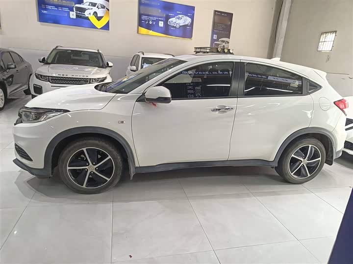 Фото 5 - Honda Vezel