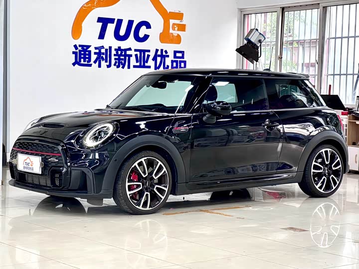 Фото 1 - Mini Mini JCW