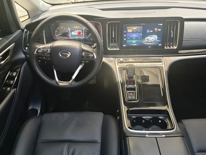 Фото 11 - GAC Trumpchi M8