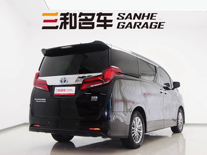 Фото 5 - Toyota Alphard